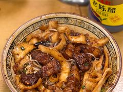 杂酱加烧肉-马王庙刀削面馆(四川省交通学院宿舍店)