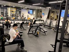 -超鹿运动(达信大厦店)