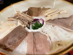 -哥老官重庆美蛙鱼头(松江地中海十八哥店)