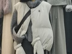 -浙江华贸鞋业服饰城