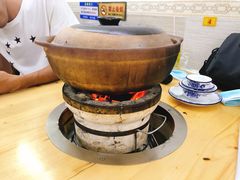 -威邵鸡煲(西华路总店)