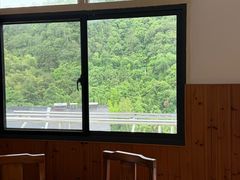 -芦茨金富饭庄·25年老字号·专做稻草鸡