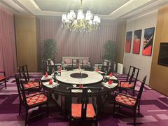 -大连星海皇冠假日酒店