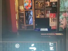 -钱小奴海鲜自助黑金店(杭州滨江龙湖店)