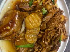 爆炒腰花-闫府私房菜·百年鲁菜(恒隆店)