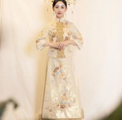 -现代经典婚纱摄影
