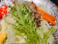 -山川小町·极番烧肉(新地假日广场店)