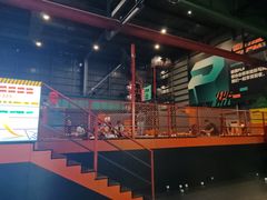 -极限PLAY运动娱乐新世界·团建派对表演休闲馆·室内高空游乐园