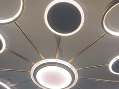 -荒岛实景沉浸密室(江汉路1店)
