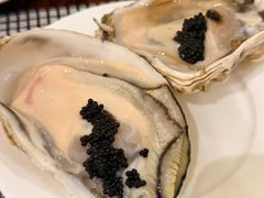 -广州万富希尔顿酒店·感趣自助餐厅·金秋蟹宴生蚝海鲜刺身烧烤
