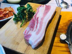 -唯成•韩国炭火烤肉 유성고기