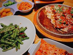 当红卤味拼盘-蜜桃餐厅·伴山(湖滨商业街店)