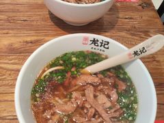 -湘人龙记老长沙米粉(鸟巢店)