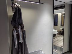-朵兰达V酒店(长沙砂子塘地铁站店)