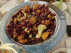 -小鱼小牛·鱼牛干锅·脆鱼火锅(世欧广场店)