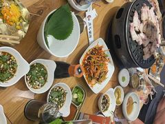 -青瓦餐厅·生鱼片·韩园烤肉(西塔店)