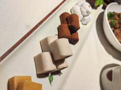 点心拼盘-四季民福烤鸭店(外滩外白渡桥店)