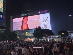 -观音桥步行街
