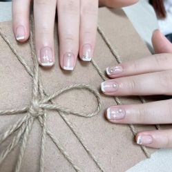 -玉指悦色美甲美睫