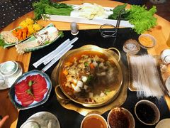 -顶顶汤火牛排火锅·经典铜锅涮肉