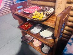-洱火云南酸菜牛肉火锅(石景山当代商城店)