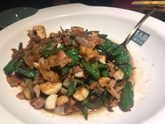 -费大厨辣椒炒肉(高铁吾悦广场店)