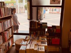 -百老汇电影中心(油麻地店)