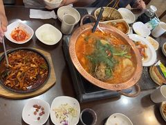 -贵宾庄炸酱面·韩式料理(高区店)