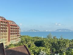-三亚湾海居雅高铂尔曼度假酒店