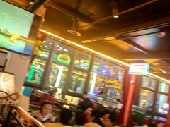 -Famous肥猫墨西哥音乐餐吧(五棵松华熙LIVE店)