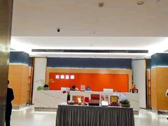 -红鼎豆捞·非遗鲍皇汤火锅(宝丰路店)