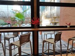 -潮一不贰·法式甜品·生日蛋糕·西式简餐(外滩店)