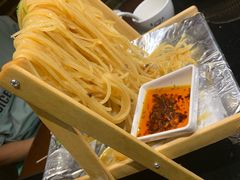 土豆丝-东口码头·烧鸽子·鱼头泡饼·地方菜(金鹰悦城店)
