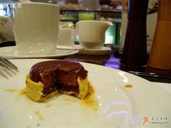巧克力挞截面-咖啡苑自助餐厅·中国大饭店