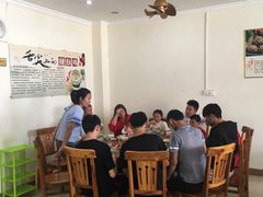 大堂-15年老字号鑫鑫猪肚鸡·椰子鸡海南火锅(兴隆华侨农场店)