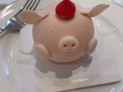 -Fridi Patisserie Cafe