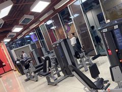 -奇迹健身金茂汇店