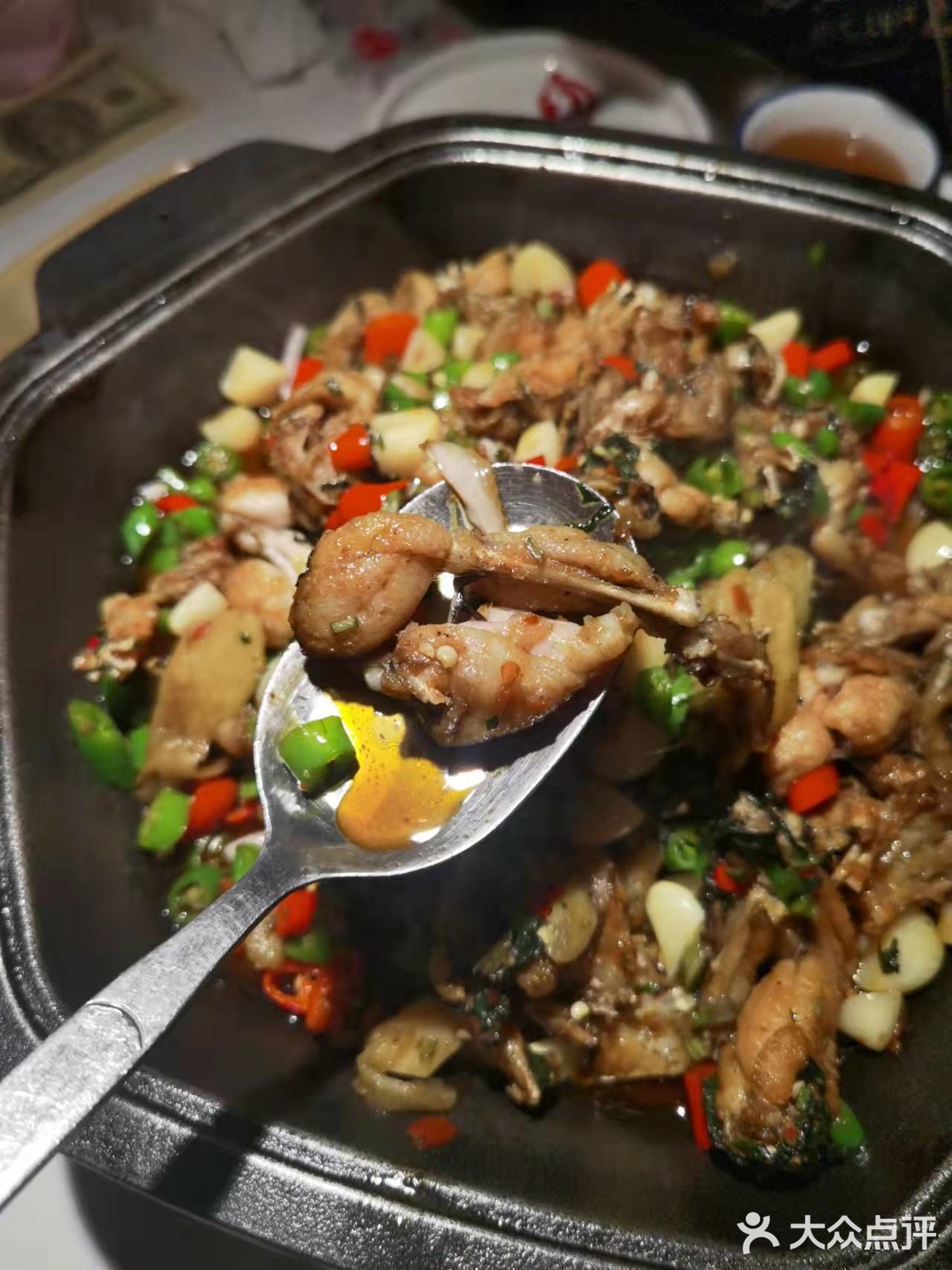 蛙来哒真是太好吃了[胜利]
