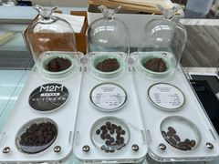 -UNI UNI(环亚凯瑟琳店)