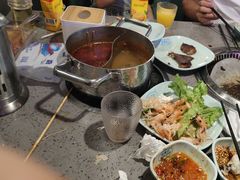 -金滏山烤肉·海鲜·火锅自助餐厅(襄阳万达店)
