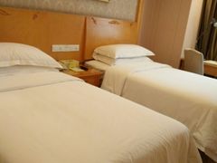 -维也纳酒店(成都春熙路李家沱地铁站店)