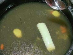 -果松木炭酸菜铜火锅·外婆参鸡汤