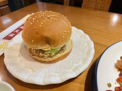 素汉堡-圆满素食林饭店非遗素食(河西店)