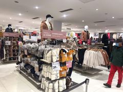-优衣库(长春欧亚卖场店)