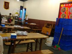 大堂-重庆金爪爪特色干锅(大竹林直营店)