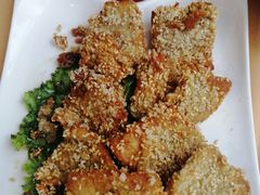 沙拉酱牛排-功德林(南京西路店)