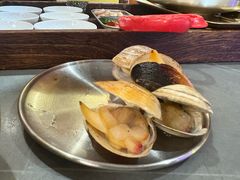 -围炉肉舍•炭烤活鳗•丹东海鲜烤肉(步行街店)