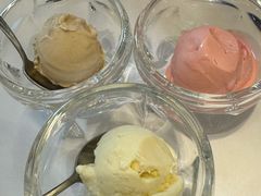 -马克西姆俄罗斯餐厅(通亚街店)