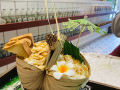 招牌椰子沙冰-春莱·老挝咖啡·泰式奶茶(钟楼店)