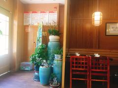 -臻吃客主题餐厅(人民路店)